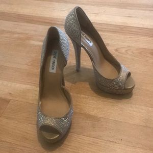 Steve Madden Canaryy peep toe shoes